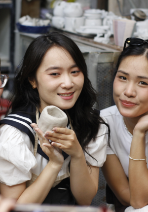 Team Building Workshop Làm Gốm Cùng Vietnam Children's Fund