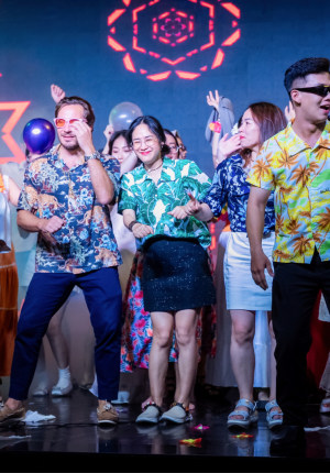 Team Building Bãi Biển & Gala Dinner 3N2D Tại Cam Ranh Cùng Classic Fine Foods Việt Nam