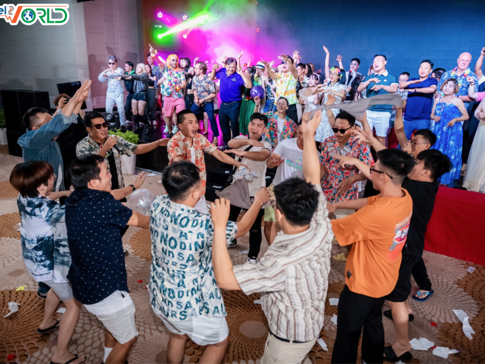 Team Building Bãi Biển & Gala Dinner 3N2D Tại Cam Ranh Cùng Classic Fine Foods Việt Nam