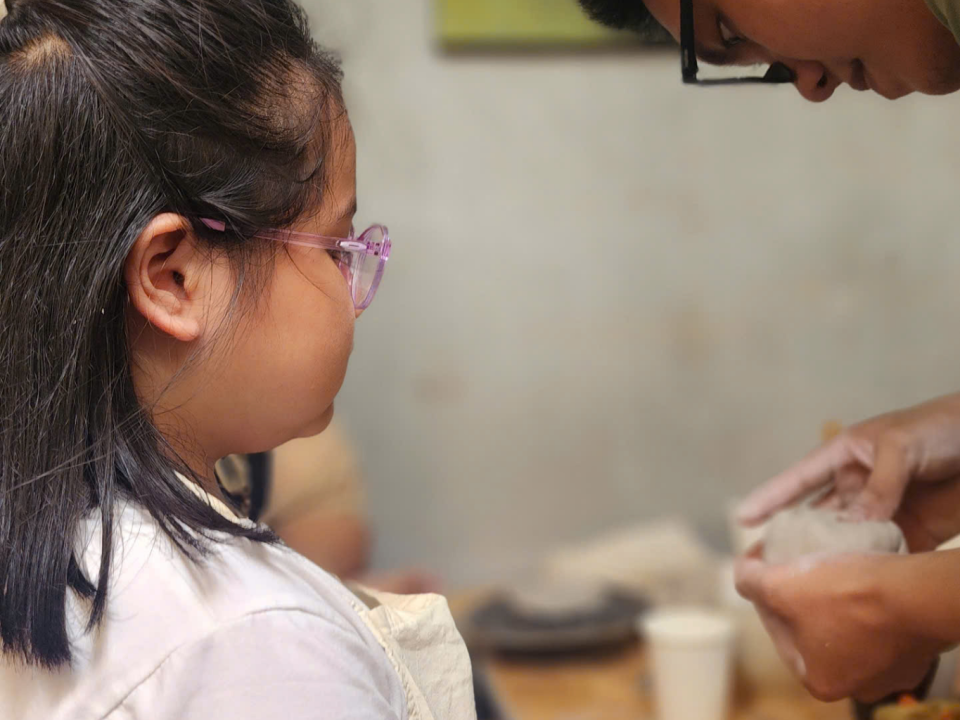 Team Building Workshop Làm Gốm Cùng Vietnam Children