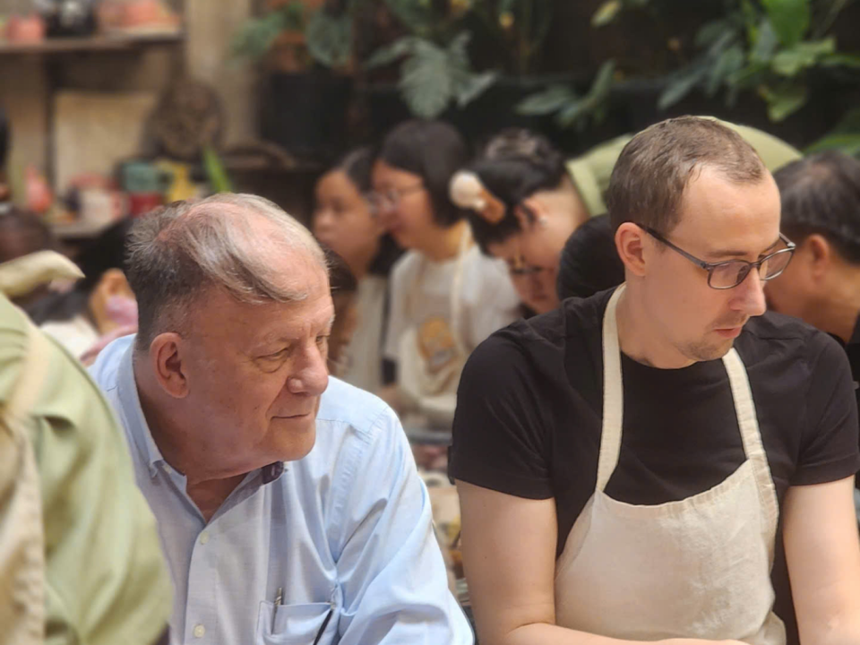 Team Building Workshop Làm Gốm Cùng Vietnam Children